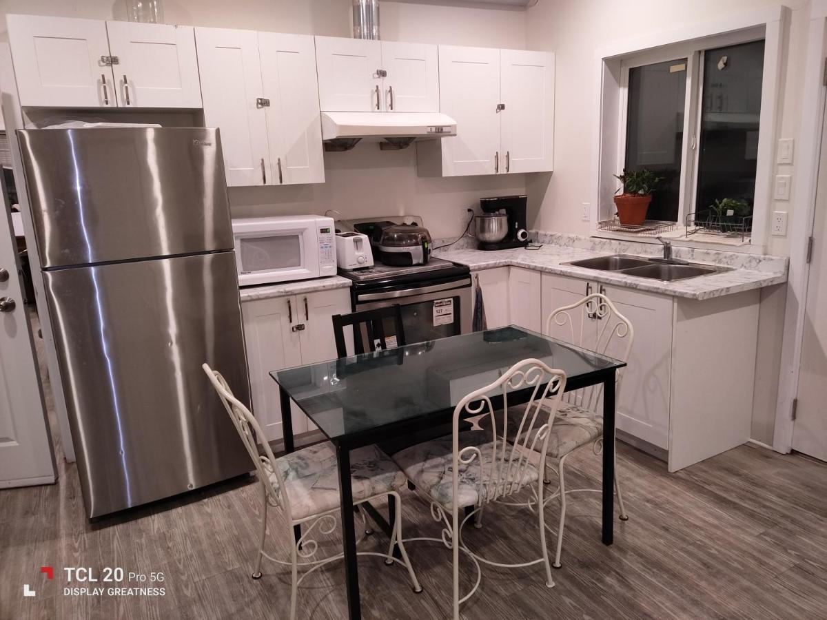 Sweet House B&B Saanich 外观 照片